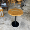Meja Kafe Kayu Jati kaki Besi Bundar